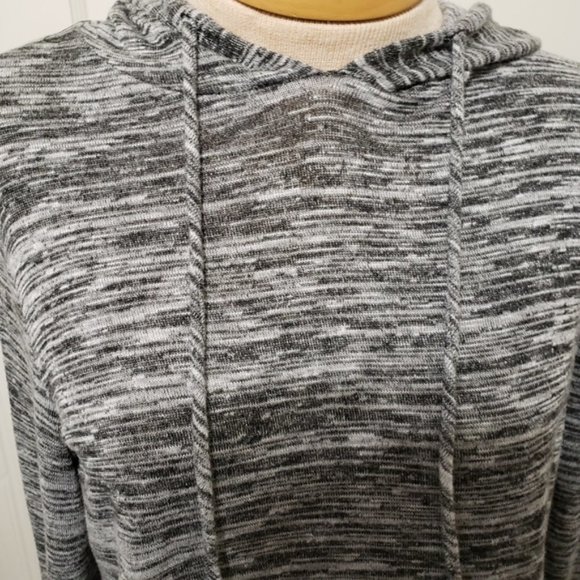 Mossimo Supply Co. hooded sweater Size M - Picture 2 of 6